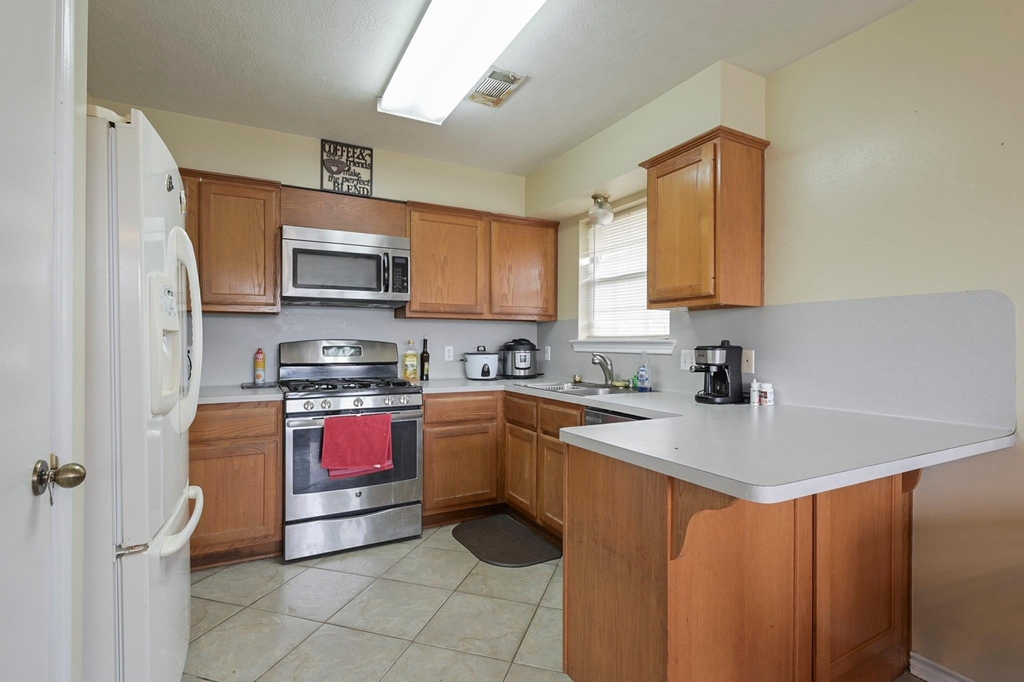 3983 Tiffany Trail - Photo 3