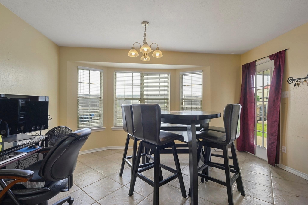 3983 Tiffany Trail - Photo 4