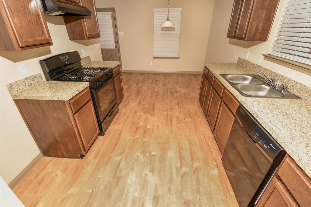 21519 S Werrington Way - Photo 4