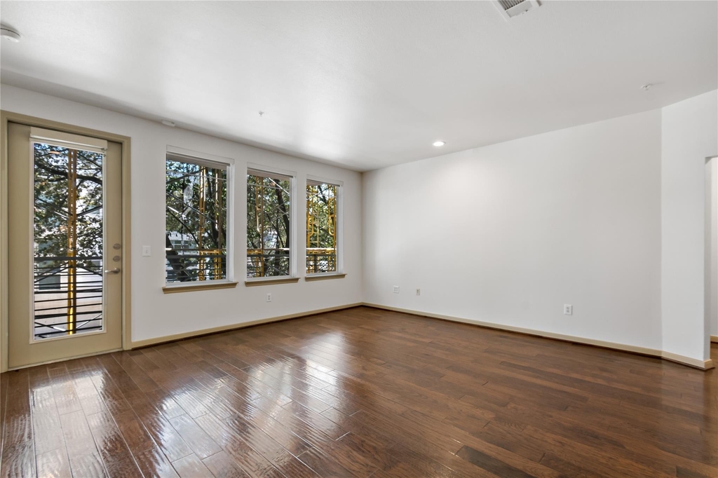 505 Jackson Hill Street - Photo 5