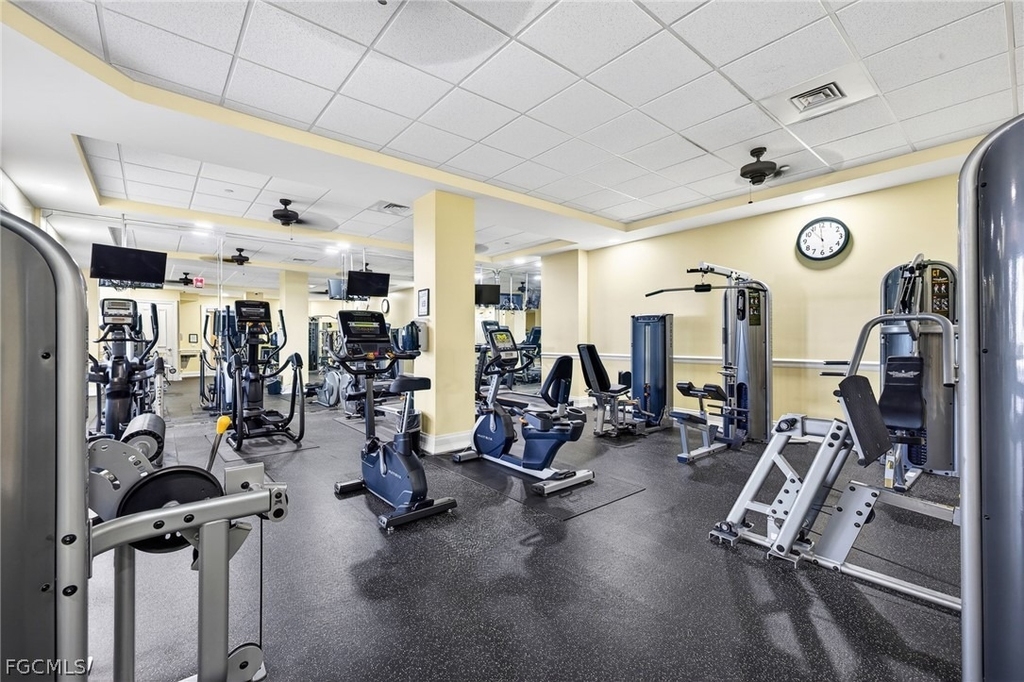 2825 Palm Beach Boulevard - Photo 28