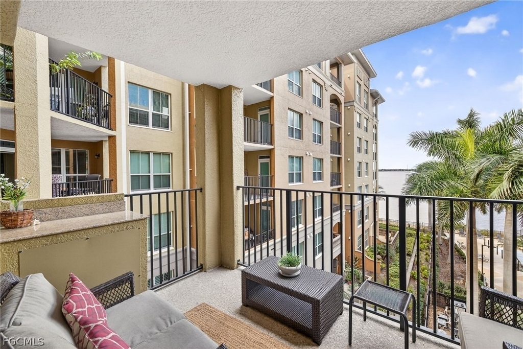 2825 Palm Beach Boulevard - Photo 26