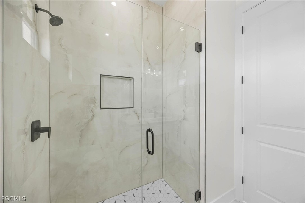 760 Festival Avenue S - Photo 9