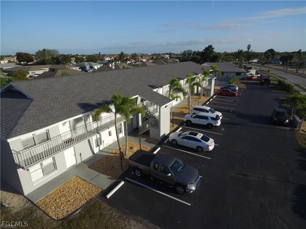 3705 Country Club Boulevard - Photo 1