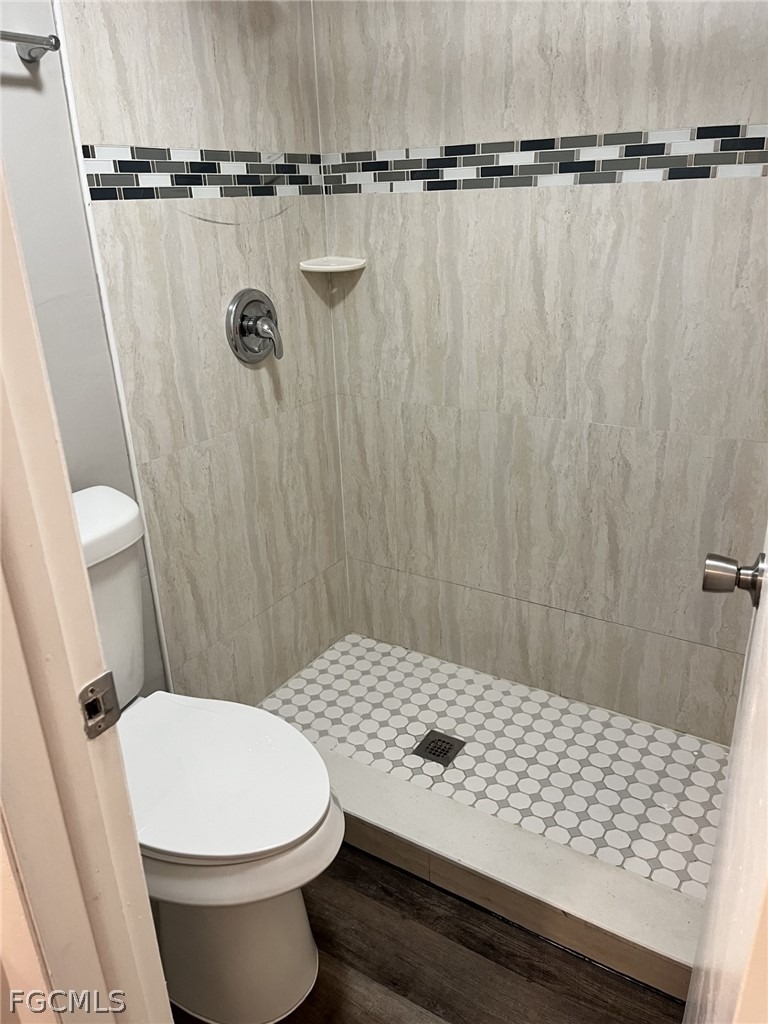 3705 Country Club Boulevard - Photo 7