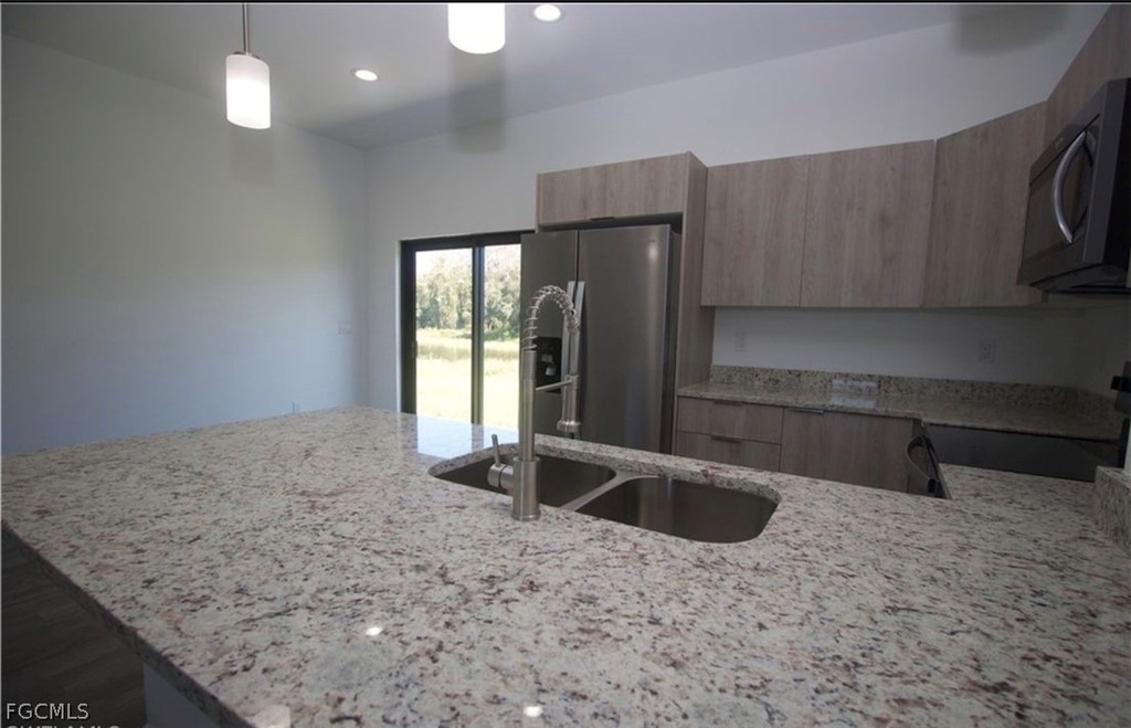 8004 Spice Court - Photo 8