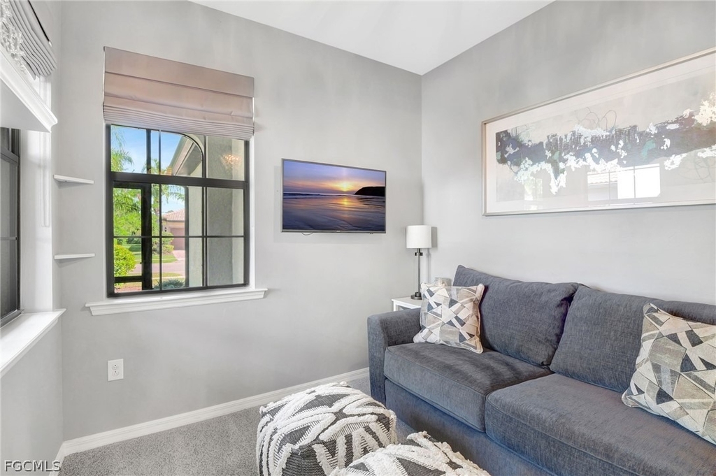 10908 Clarendon Street - Photo 24