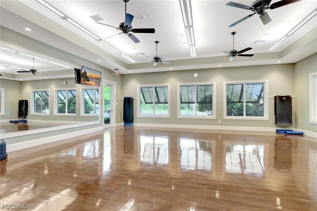 10908 Clarendon Street - Photo 44