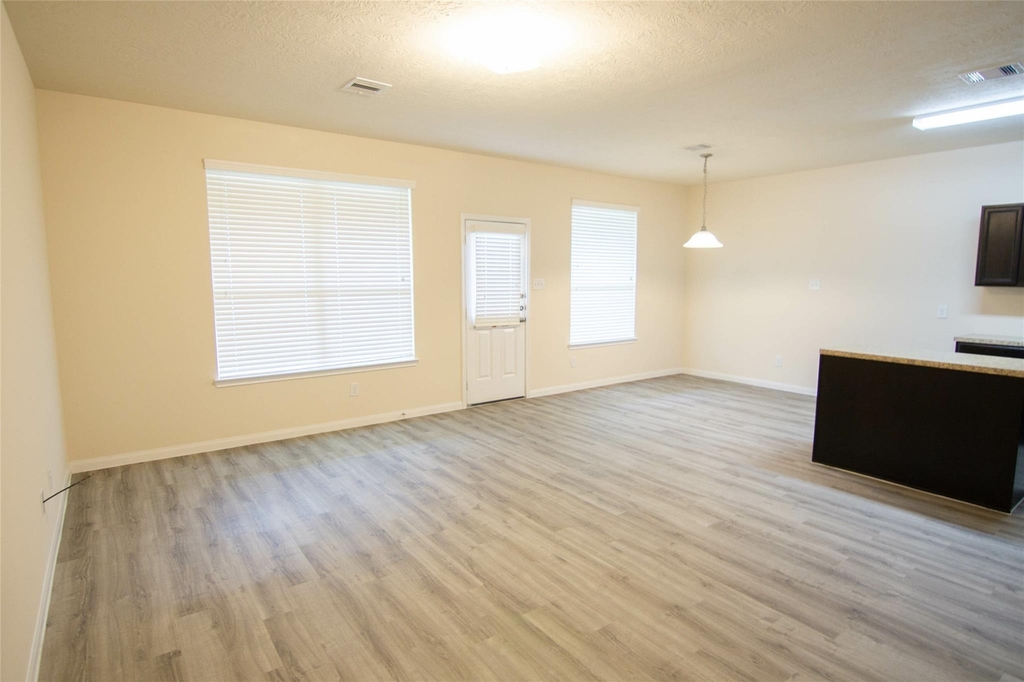 6239 Brenwood Circle - Photo 5