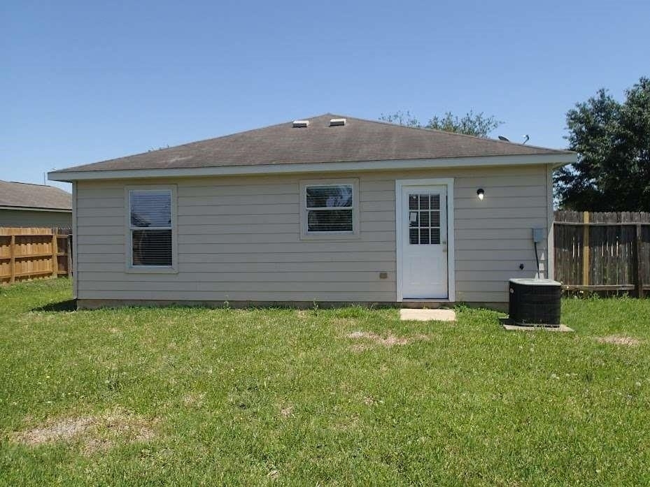 6906 Lost Timber Lane - Photo 18