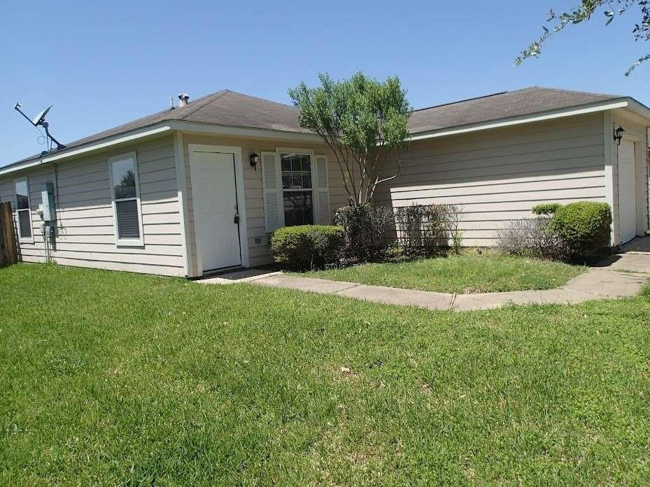 6906 Lost Timber Lane - Photo 1