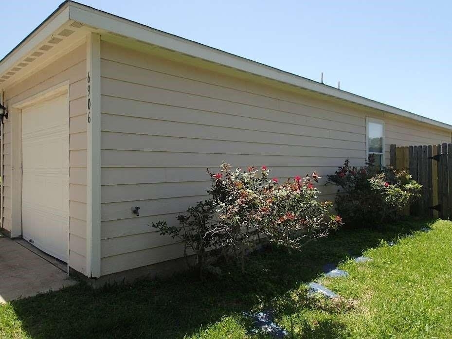 6906 Lost Timber Lane - Photo 17