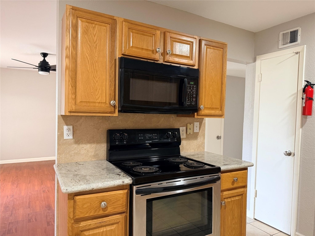 2102 5th Avenue N - Photo 5