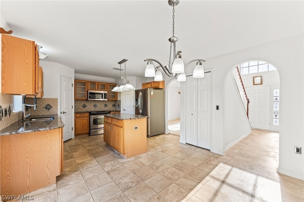 312 Lenz Avenue S - Photo 5