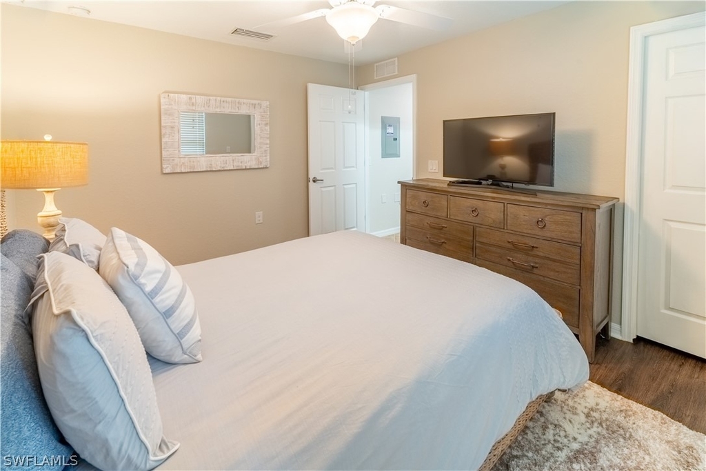 9521 Avellino Way - Photo 8