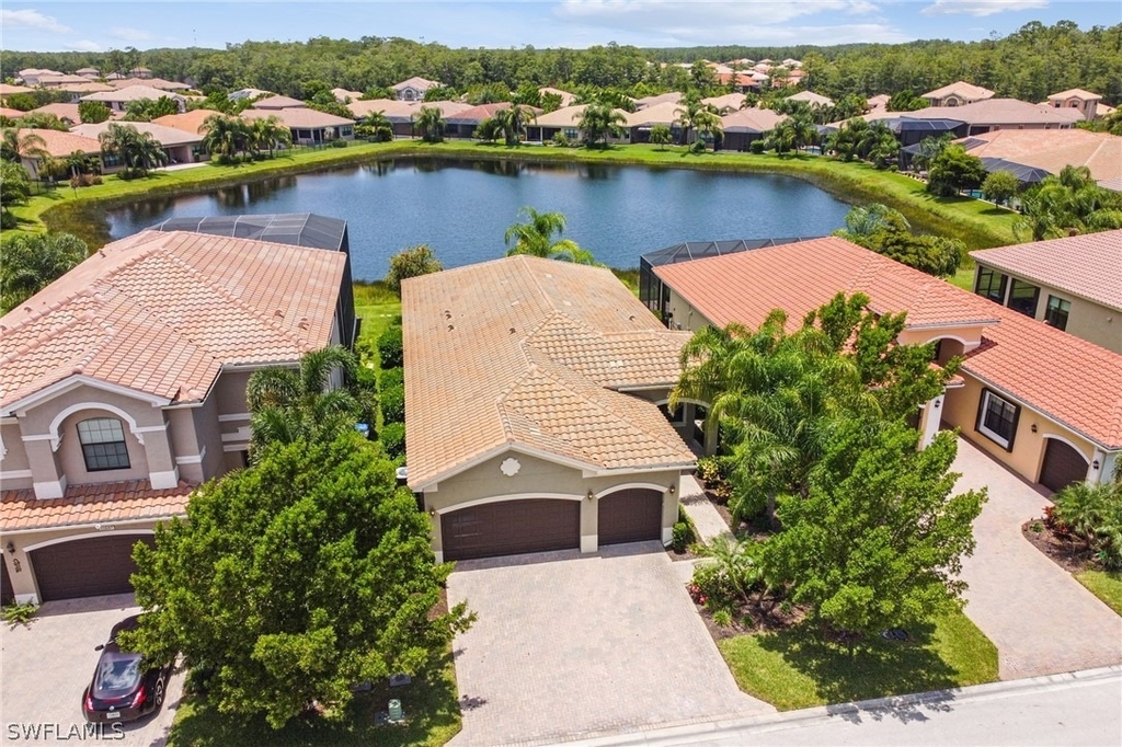 11541 Stonecreek Circle W - Photo 2
