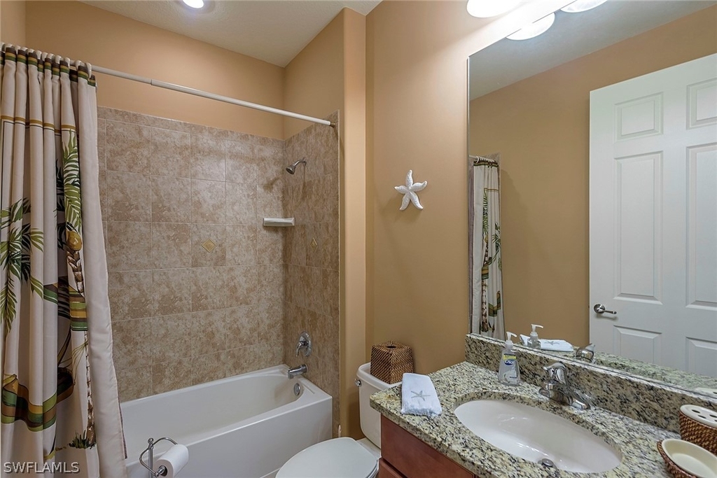 9102 Capistrano Street S - Photo 10
