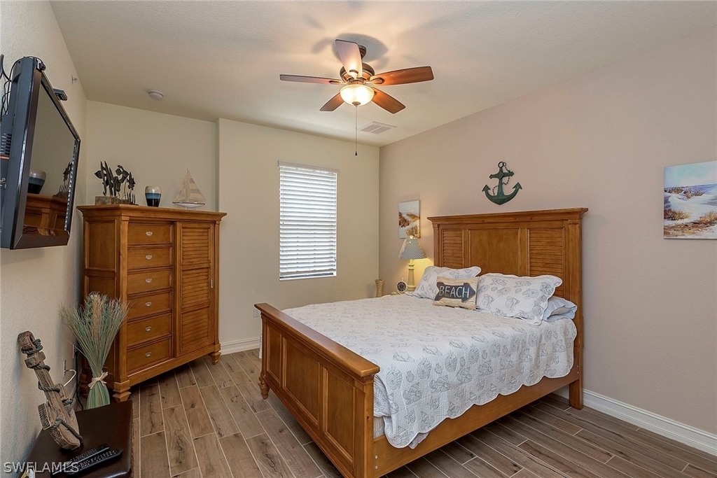 9102 Capistrano Street S - Photo 9
