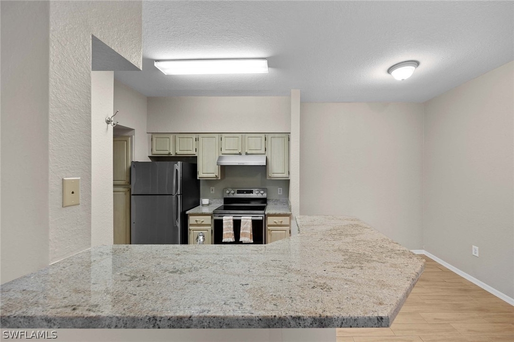 23500 Walden Center Drive - Photo 12