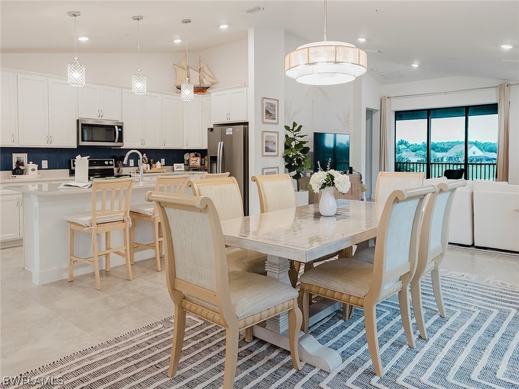 5690 Mayflower Way - Photo 11