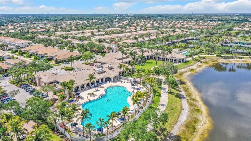 8664 Genova Court - Photo 44