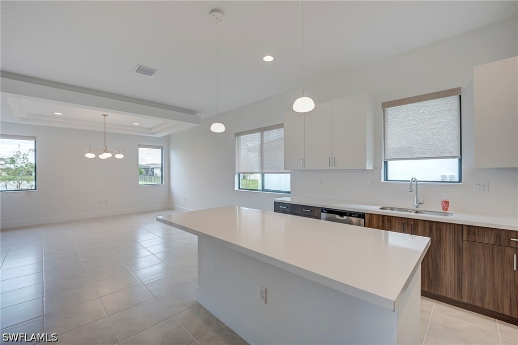 5114 Penella Avenue - Photo 18