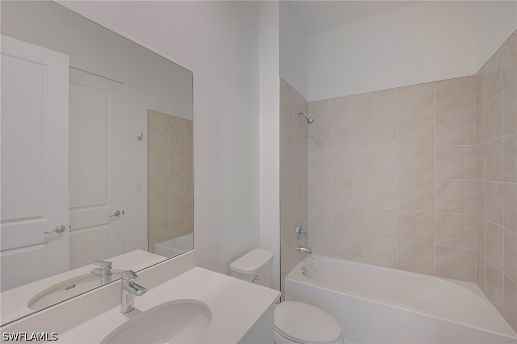 5114 Penella Avenue - Photo 38
