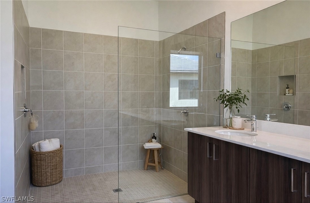 5114 Penella Avenue - Photo 40