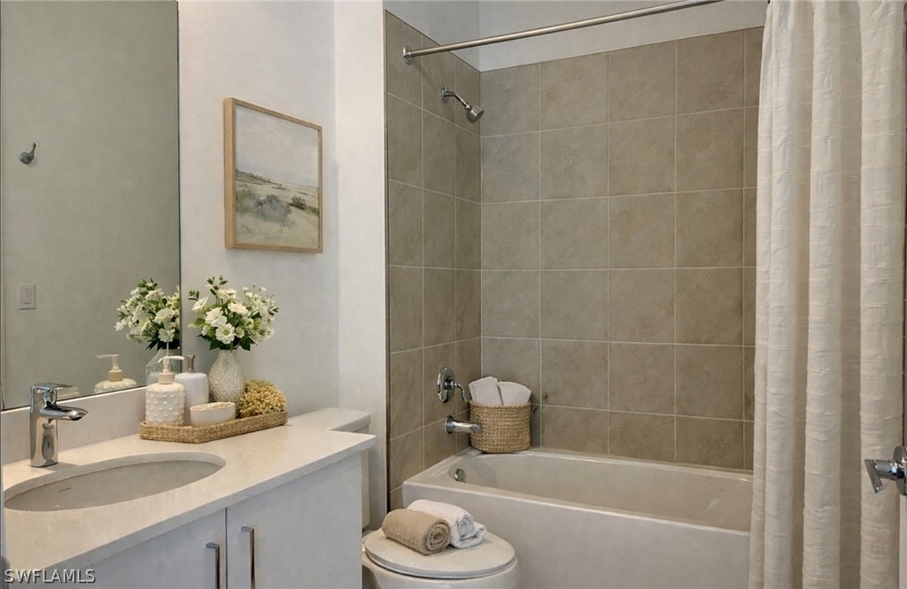 5114 Penella Avenue - Photo 43