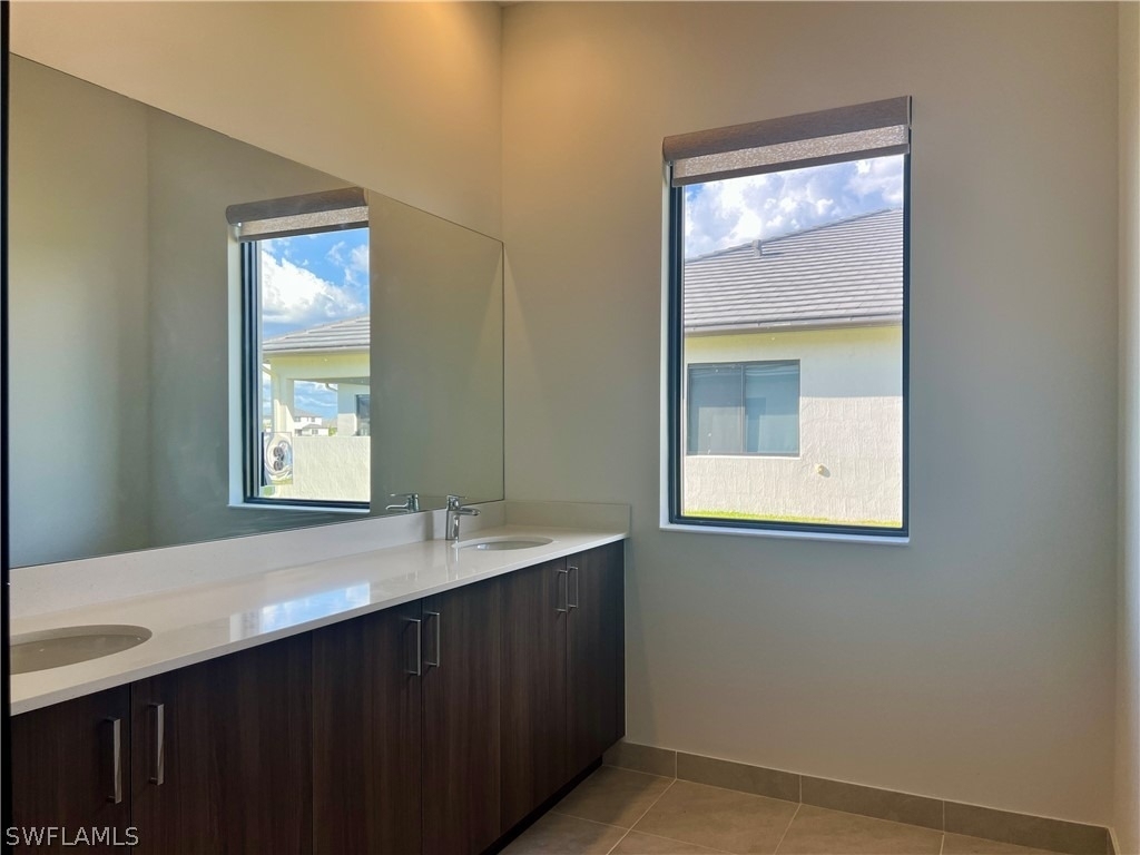 5114 Penella Avenue - Photo 12