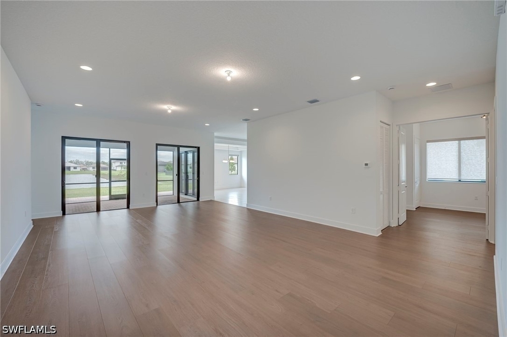 5114 Penella Avenue - Photo 23