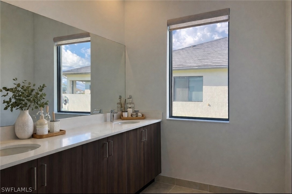 5114 Penella Avenue - Photo 41