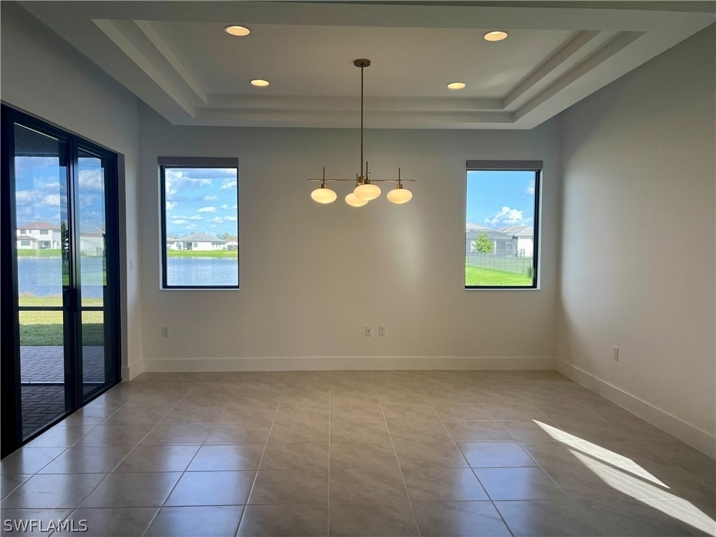 5114 Penella Avenue - Photo 6