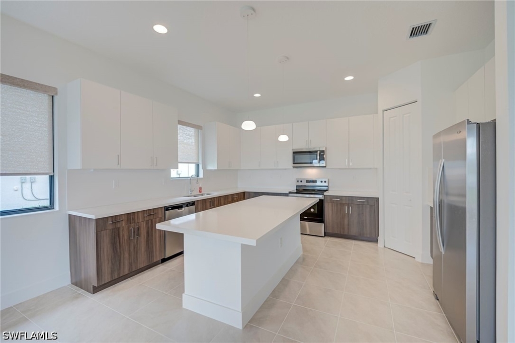 5114 Penella Avenue - Photo 19