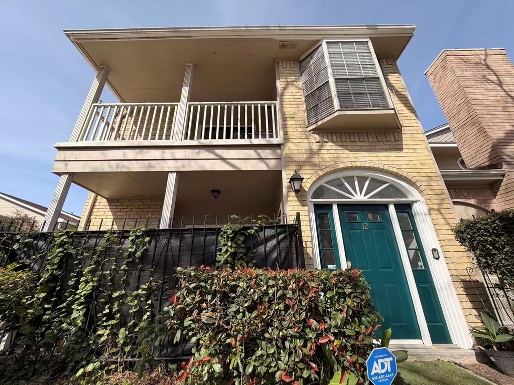 2220 Bering Drive - Photo 0