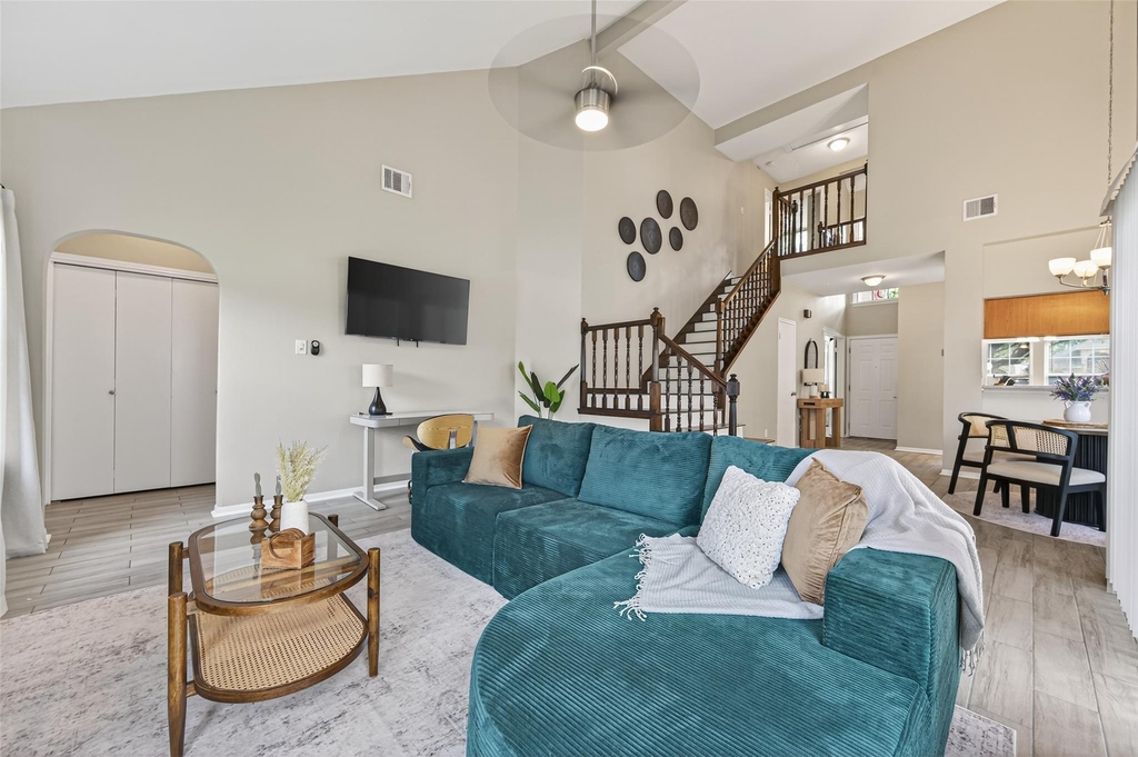 6635 Queensclub Drive - Photo 11