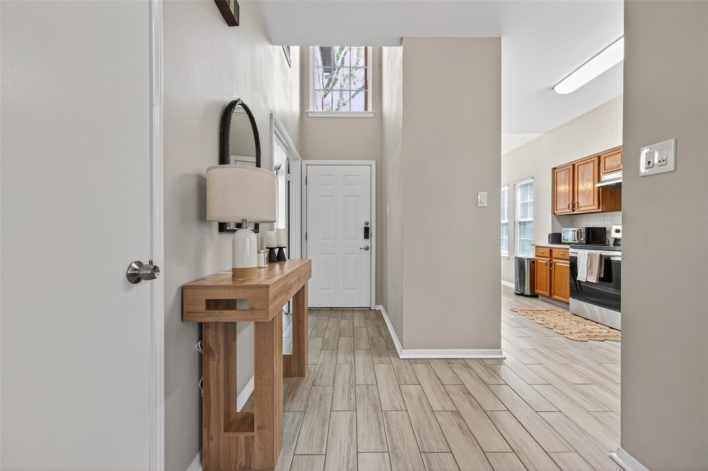 6635 Queensclub Drive - Photo 33