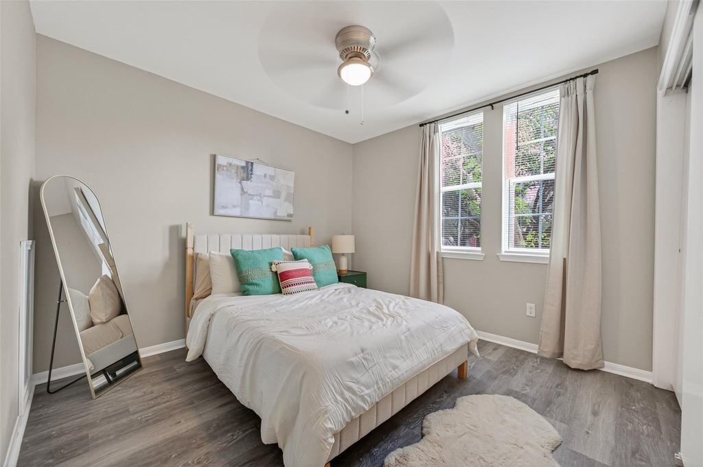 6635 Queensclub Drive - Photo 16