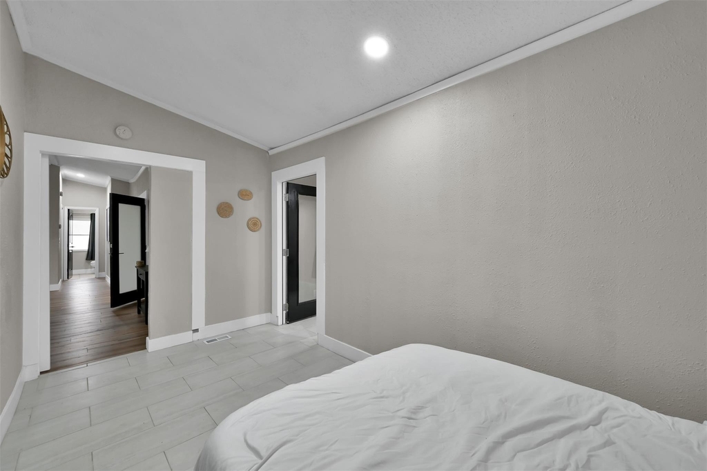22603 Tuwa Road - Photo 27