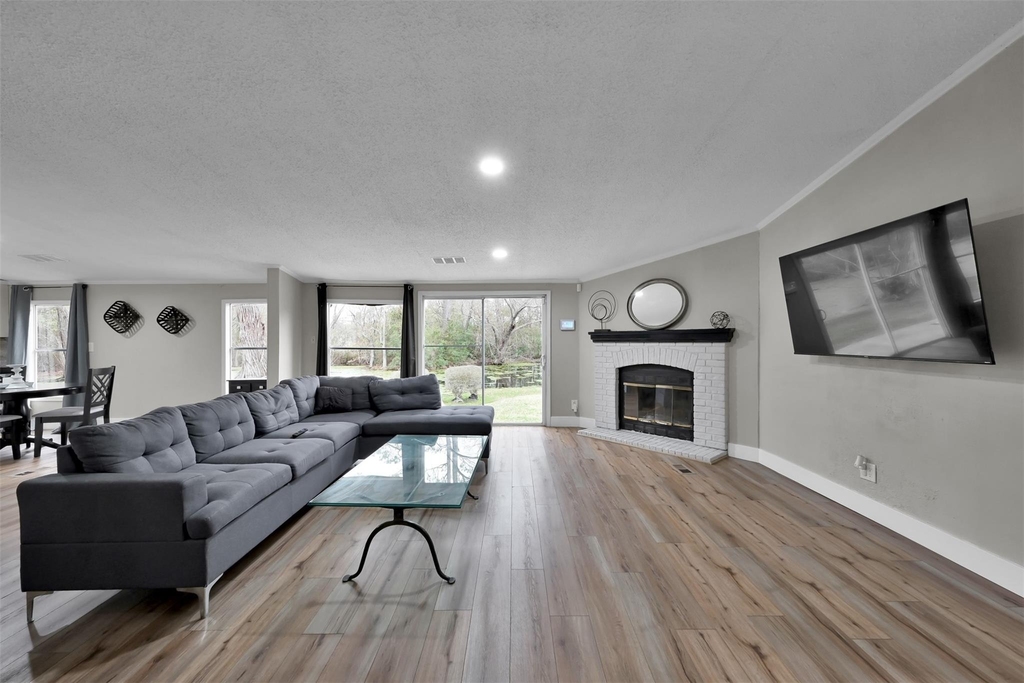 22603 Tuwa Road - Photo 11