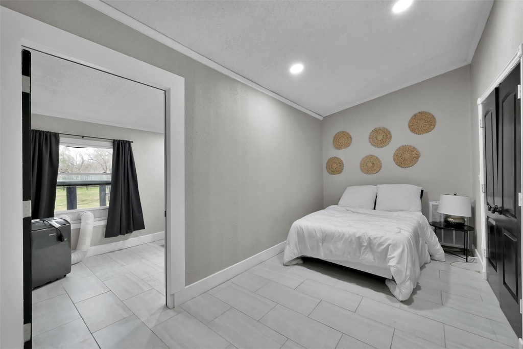 22603 Tuwa Road - Photo 25