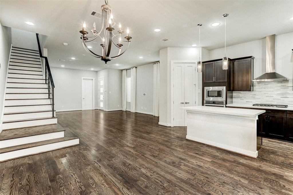 1309 Laird Street - Photo 7