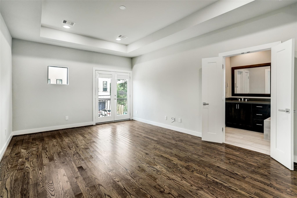 1309 Laird Street - Photo 11