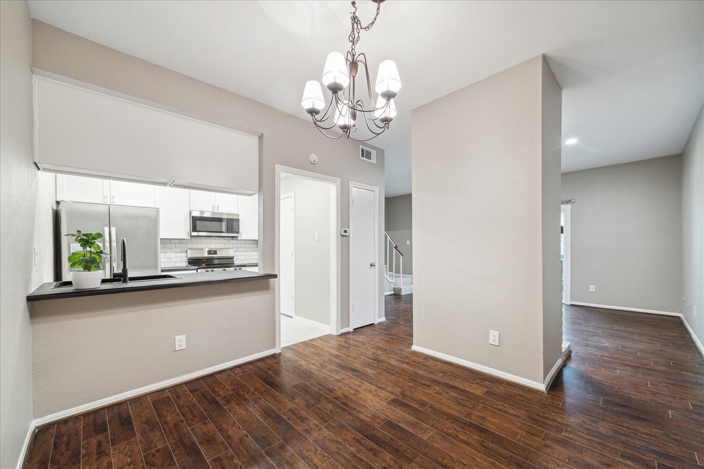 11711 Memorial Drive - Photo 5