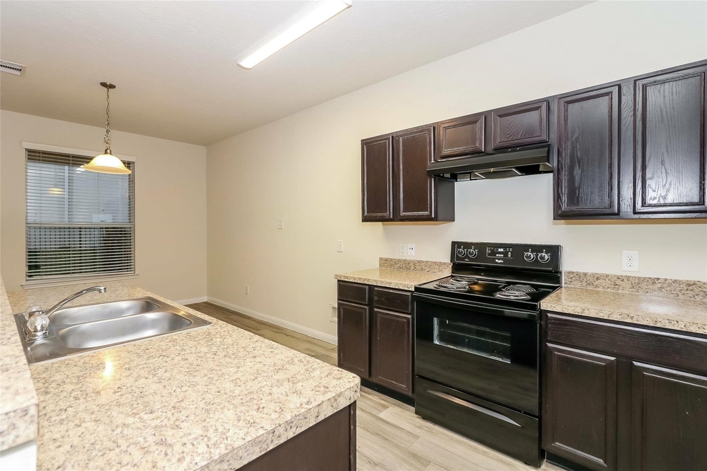 6222 Brenwood Circle - Photo 3