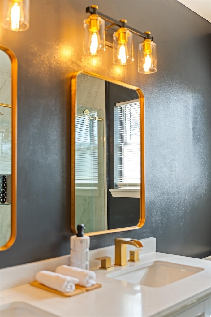10042 Lazy Oaks Street - Photo 18