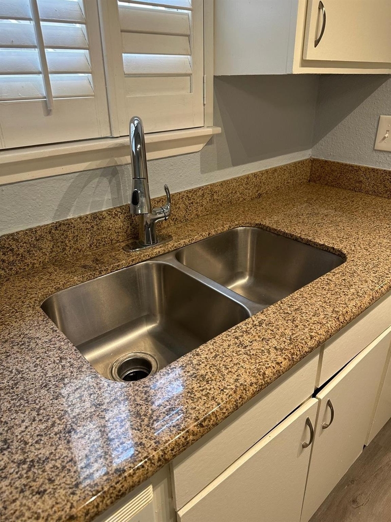 2800 Jeanetta Street - Photo 5