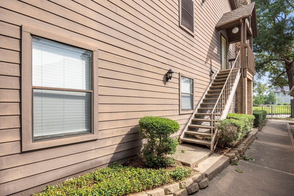12755 Mill Ridge Drive - Photo 1