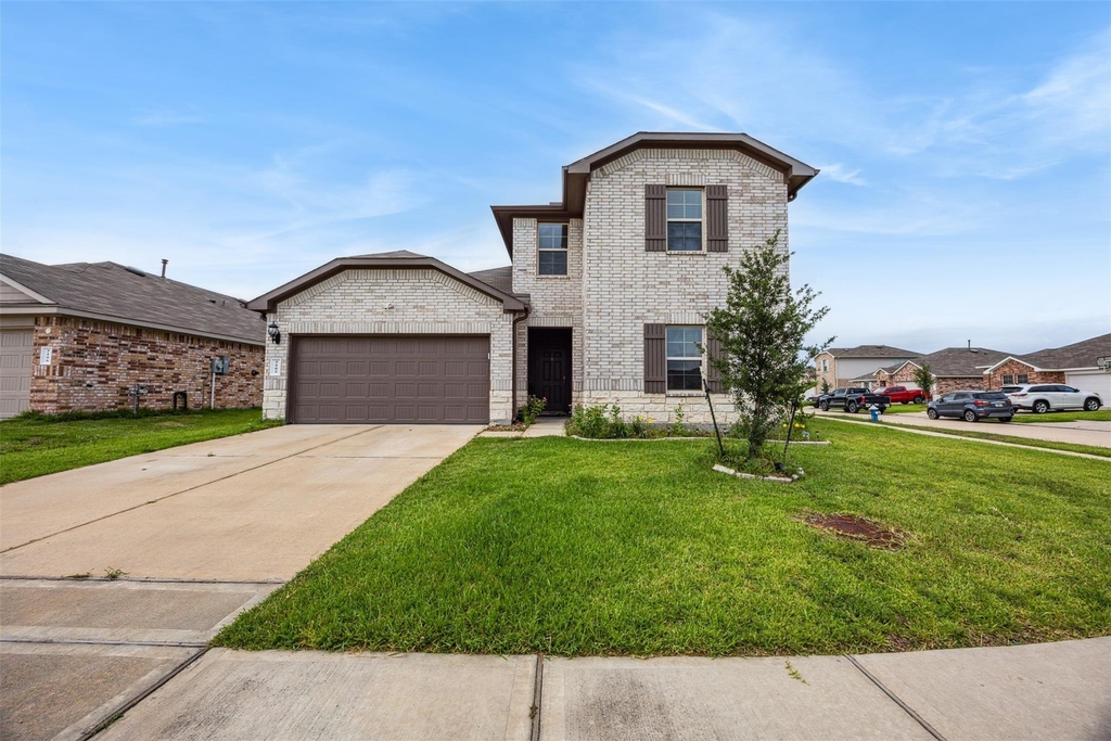 5102 Hedgerose Lane - Photo 1