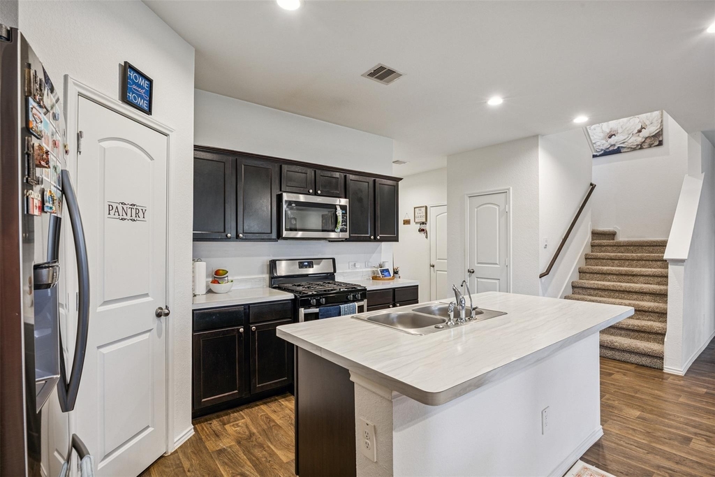 5102 Hedgerose Lane - Photo 7
